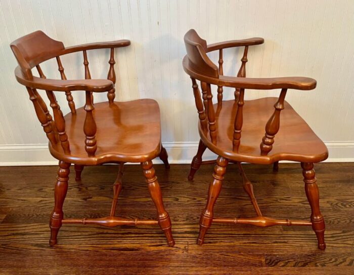 vintage 1960s mid century set of 2 maple wood low back windsor captains chairs 2501