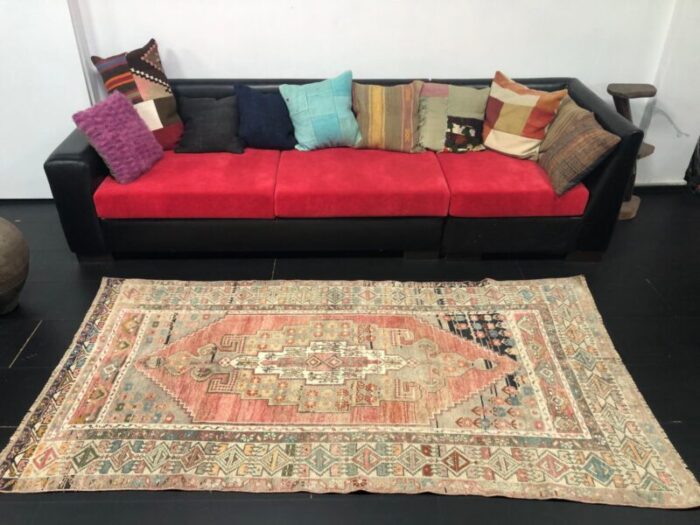 vintage anatolian ouhsak rug 6