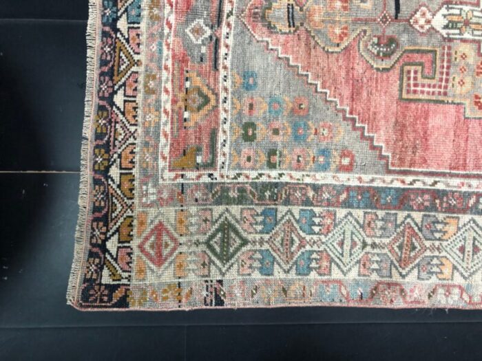 vintage anatolian ouhsak rug 8