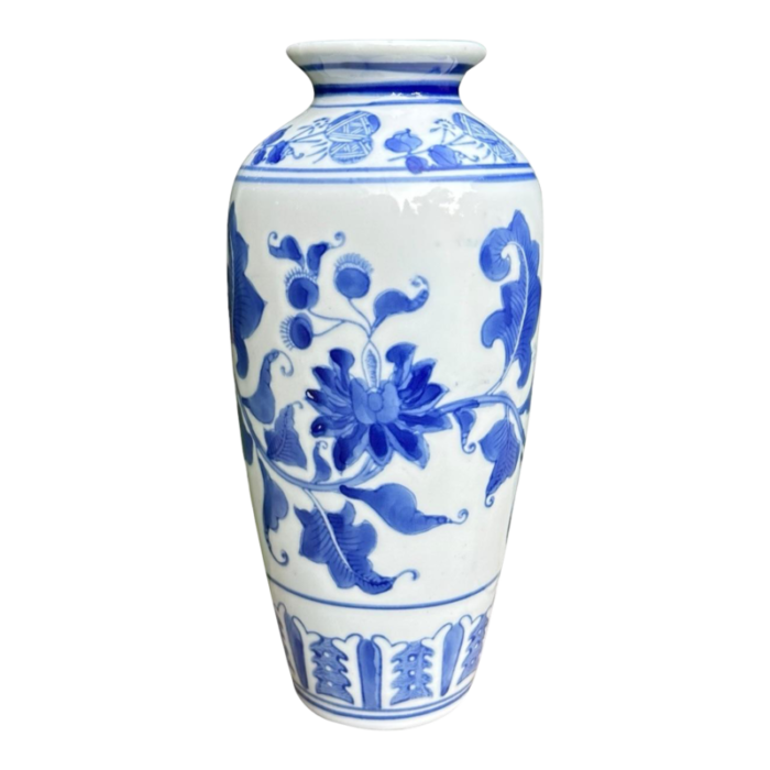 vintage blue white asian vase blue seal chop mark 4776