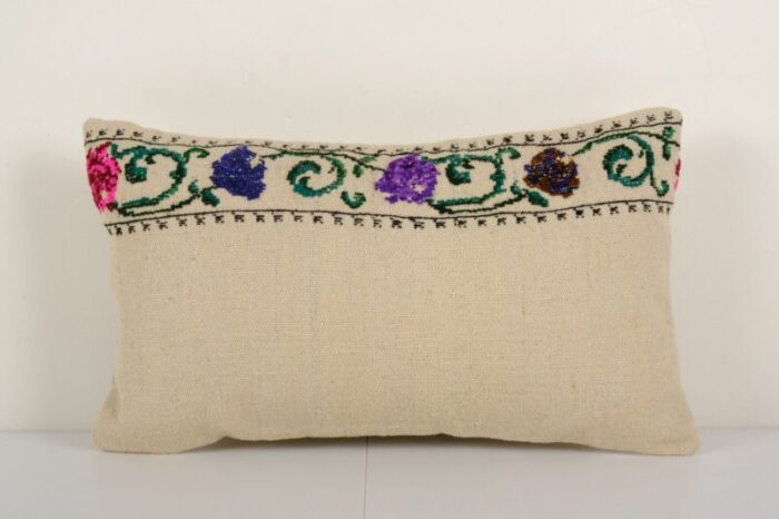 vintage floral pattern kilim rug pillow case 1