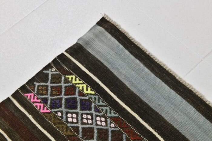 vintage kilim rug 11