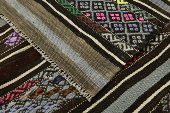 vintage kilim rug 14