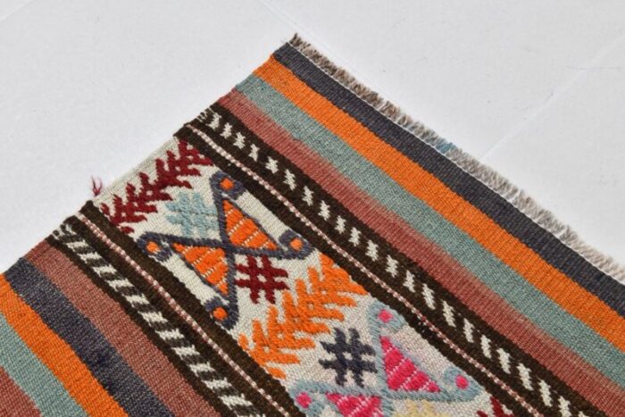 vintage kilim rug in wool 11