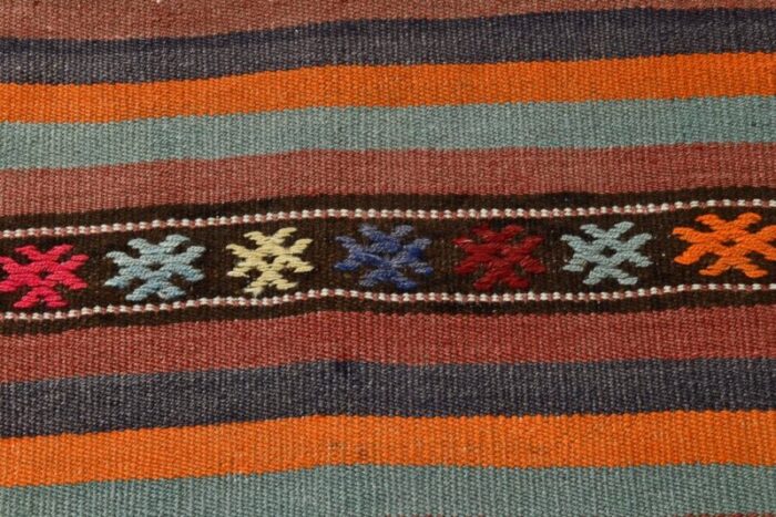 vintage kilim rug in wool 9