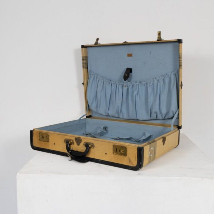 vintage leather suitcase 4