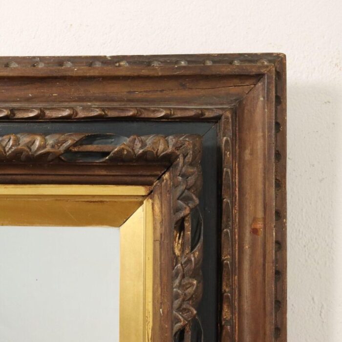 vintage mirror with style frame 4