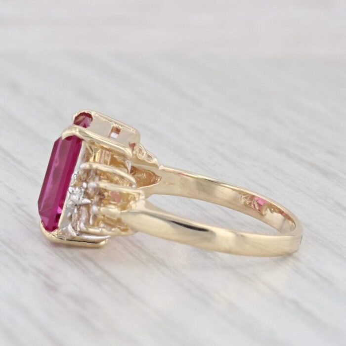 vintage red glass ring 14k yellow gold size 65 6886