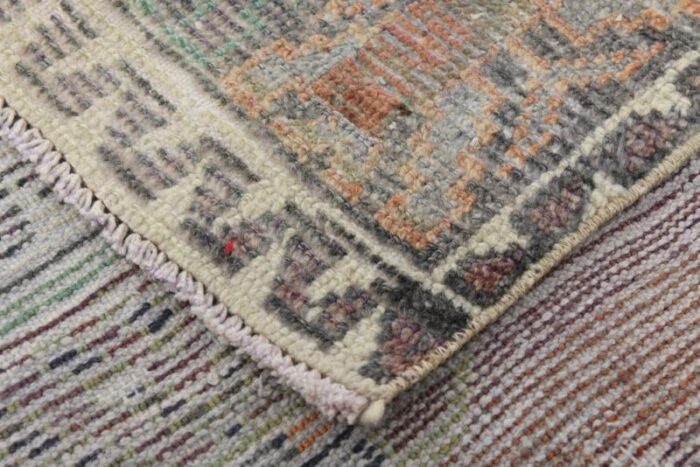 vintage rug in wool 12