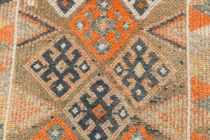 vintage runner rug in wool 8 2