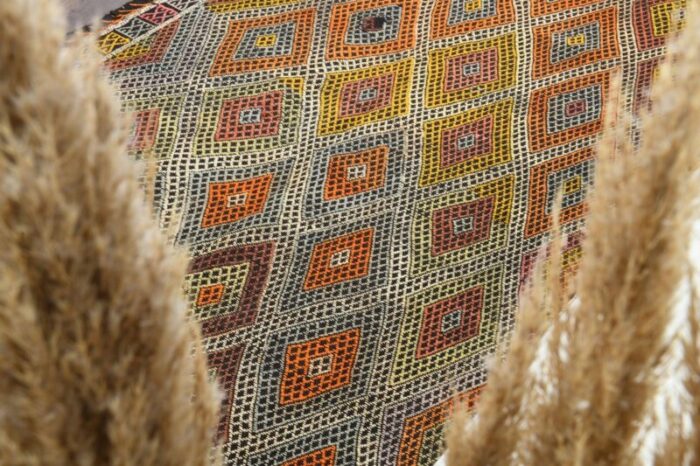 vintage turkish wool kilim area rug 2 3