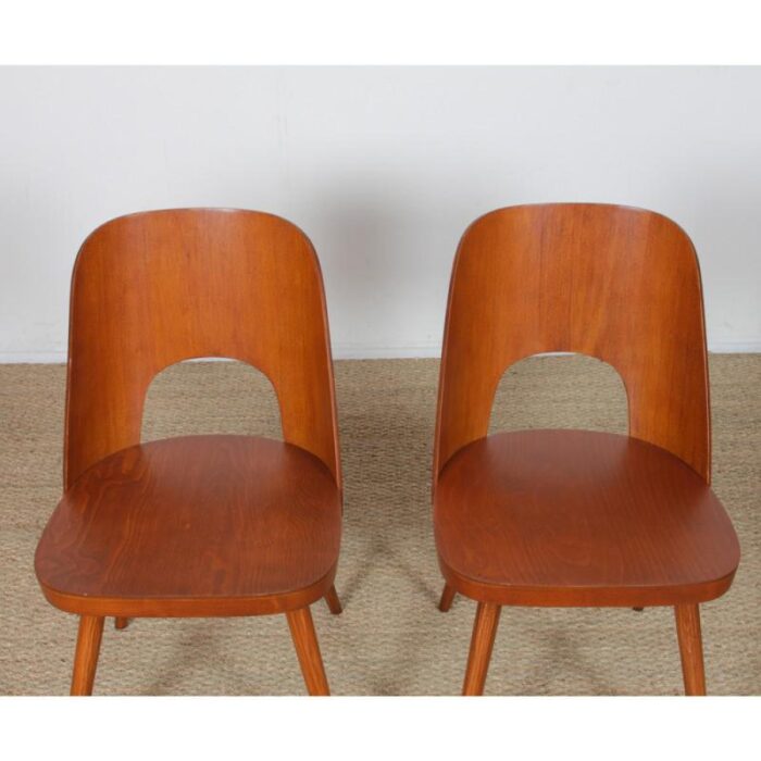 wooden chairs by oswald haerdtl for ton 1960s set of 4 3372