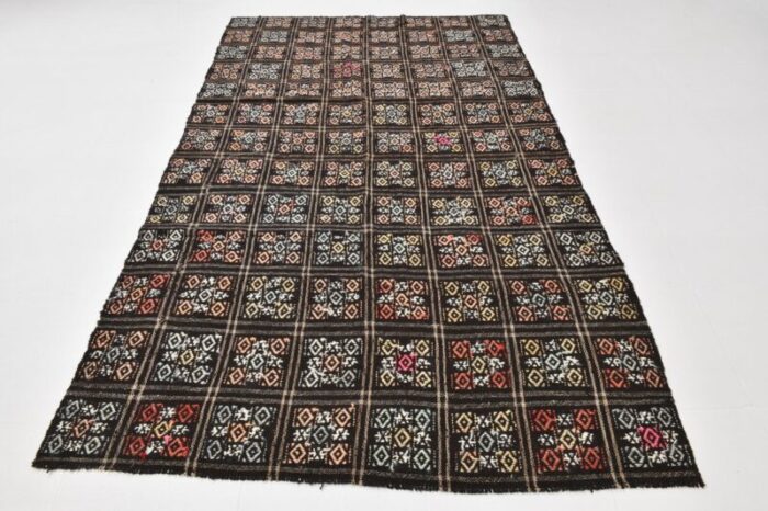 wool kilim back 3